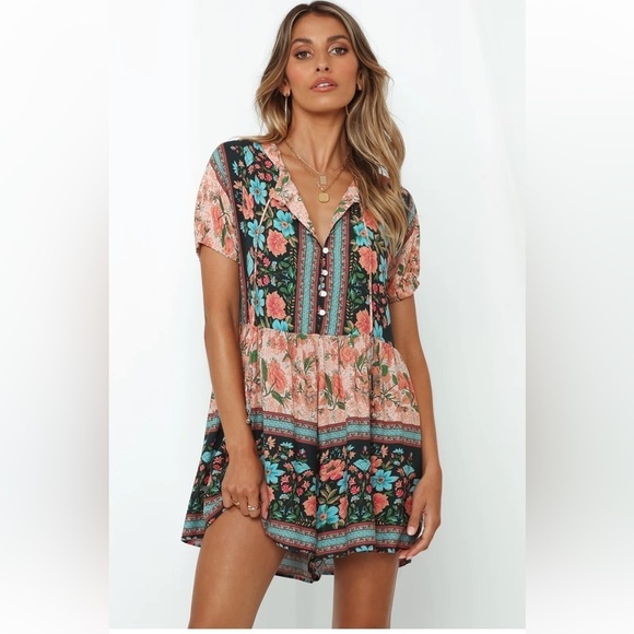 Saints + Secrets Boho Floral Romper NWT - Picture 11 of 12
